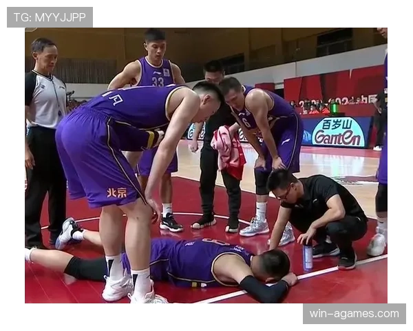 流血离场规则如何影响比赛判罚和球员替换时机解读