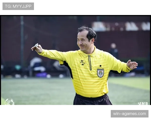 裁判鸣哨时机如何影响比赛判罚？